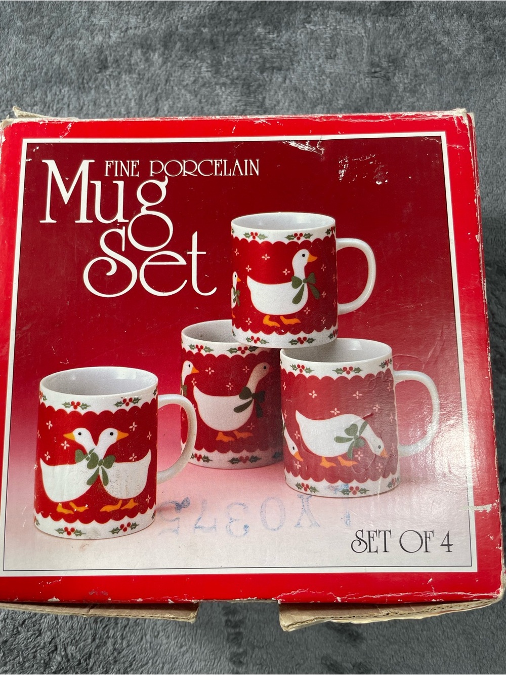 Vintage Christmas Goose Porcelain Mug Set of 4 80s Cottagecore Holiday Red Japan